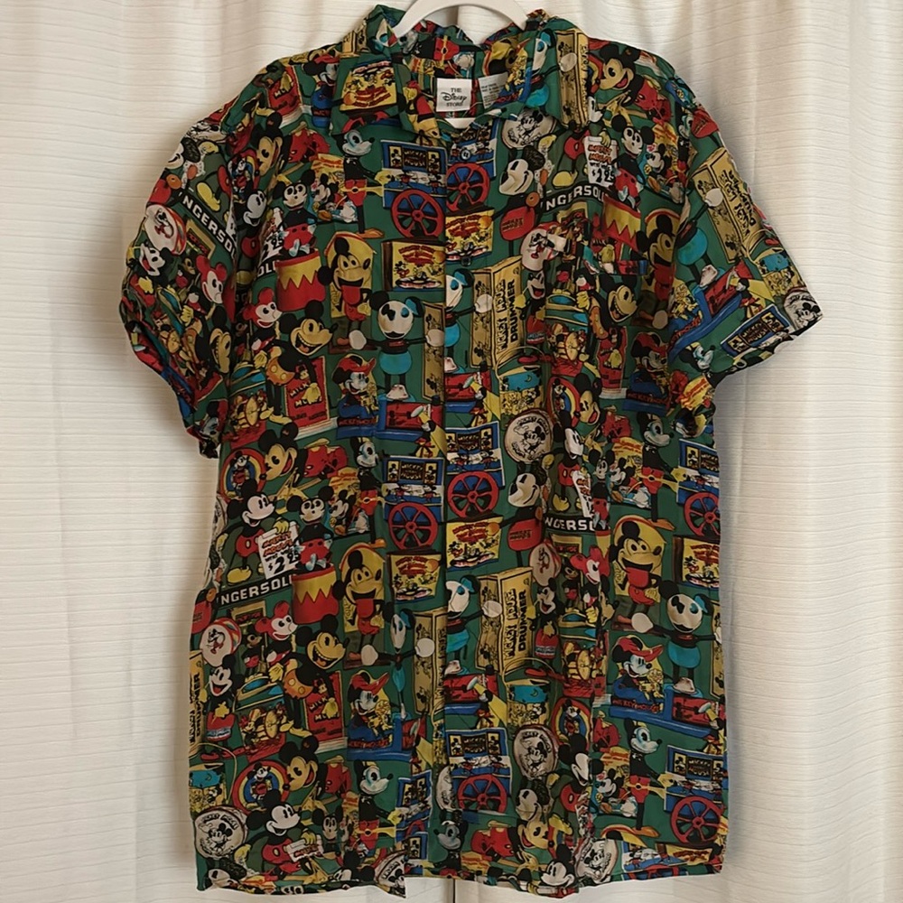 The Disney store silk men’s vintage Mickey Mouse print